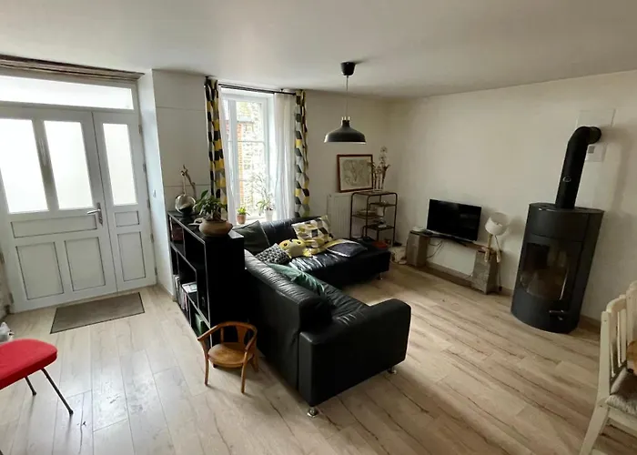 Nyaraló Jojotte's House Genêts